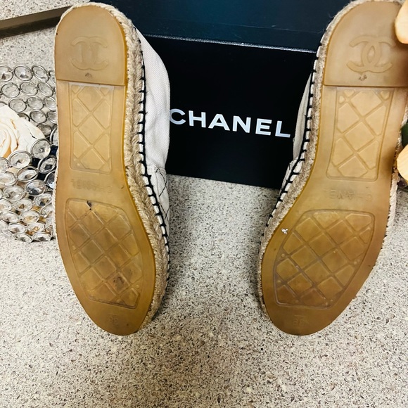 💯 CHANEL Interlocking CC Logo Quilted Canvas Espadrilles - Picture 4 of 7